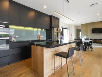 Spacious Modern Dual Living