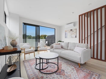 Brand-New Pearl in Plum Location!