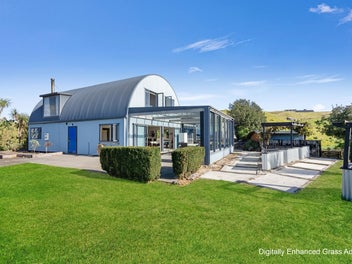 10 Acres, Multiple living options