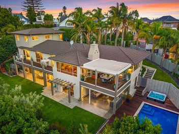 Executive Family Living, Blue-Chip Location