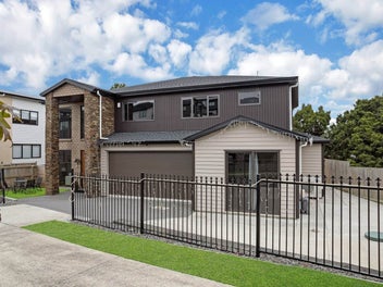 Bringing the Best of Both Worlds!