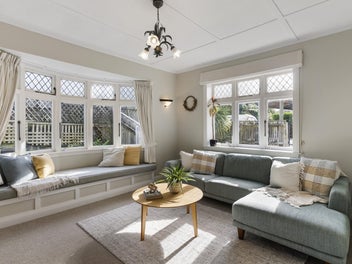 Comfort, Charm & Incredible Convenience