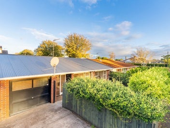 Empire Address, DGZ Lifestyle