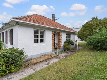 Renovate or reimagine on 720sqm