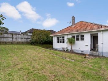 Final weekend to view: Renovate or reimagine