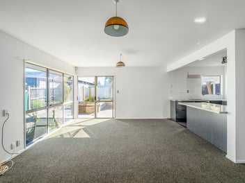 Mortgagee Sale - Must be sold!