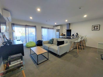 Stylish Space, Simple Life