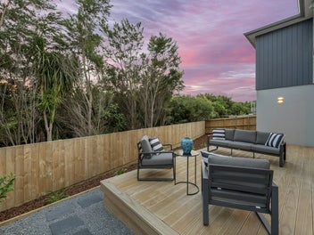 Prime Spot - Dual Granny Flats + Reserve + Parking