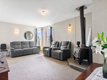 First Step or Smart Addition - 607sqm of Potential