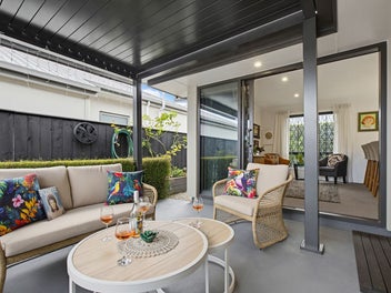 Vendors committed - Make your move