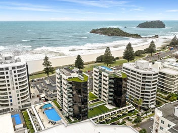 Corner Position With Views, At The Mt