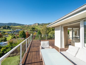 A PRIVATE RICHMOND RETREAT