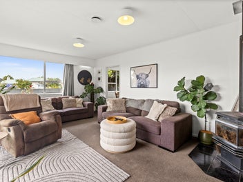 Four Bedroom Home Plus Hobby Room