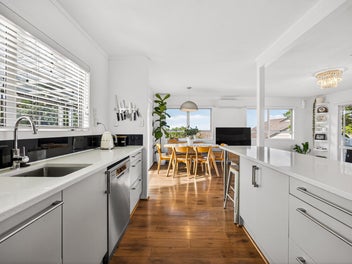 Twilight this Thursday 5.30pm!