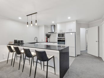 Quality living with clear instructions to sell