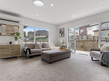 IGNORE OLD SALE PRICE & CV, DEAL OF THE YEAR!