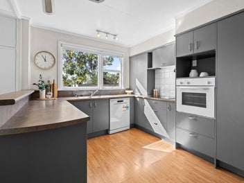 Calling 1st-time buyers and investors