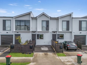 Grab the Keys to Red Beach Living