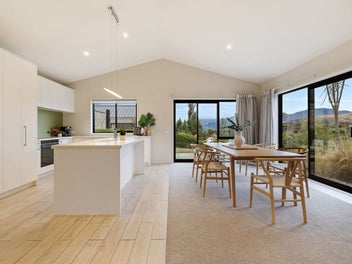 Vendor wants a SOLD sticker!