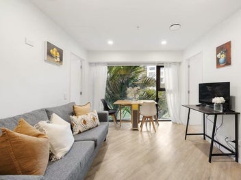 FREEHOLD Park View + Car Park + 6.5% RETURN