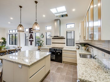 Golf Course Living with Room for the Whole Family