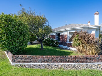 Highly sought-after Windsor location