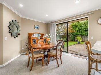 Act Fast – Immaculate Home Ready for New Owners!