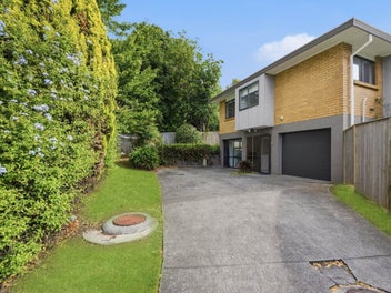 Private Retreat in Prime Location