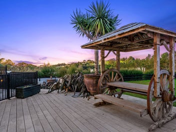 Auckland Paradise **LOCATION LOCATION** 17000sqm