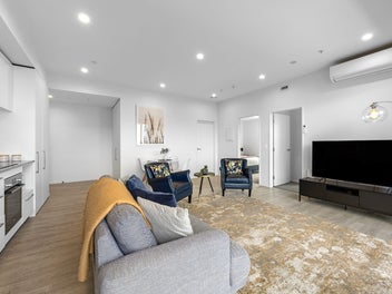Stunning Inner-City Sanctum - fully Furnished