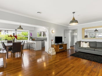 Perfect Family Living - Space, Sun, Location