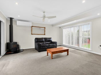 Family Home + Separate Self-Contained Studio