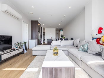 Downsizers or working from home, Immediate Equity