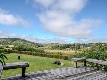 LIFESTYLE LIVING WITH TRUE KERIKERI SOUL