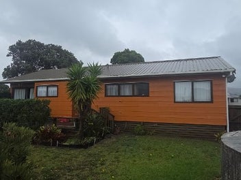 Family Home For Removal, stk, Bell Blue.