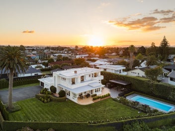 Established Elegance