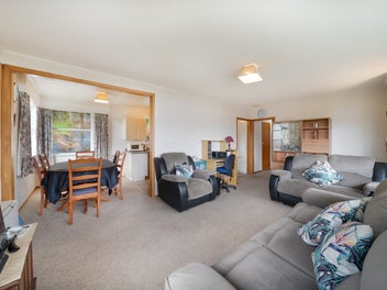 Must Be Sold! Opportunity Knocks