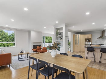 TOP SCHOOL ZONE TOP LOCATION!