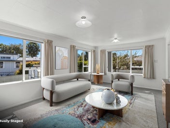 SUNNY & SERIOUSLY CONVENIENT IN VOGELTOWN