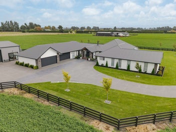 Effortless lifestyle living with income