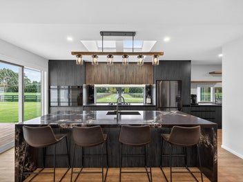 Effortless lifestyle living with income