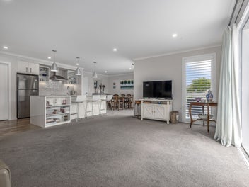 FRESH. MODERN. 1000m2