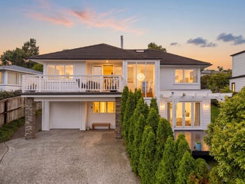 Charming Character Bungalow | Double Westlake Zone