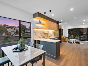 Brand New 3 Bed, 3 Bath – CCC & Title Issued