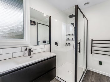 4 bedrooms, central, affordable