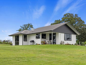 Country Living Made Easy