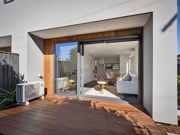 Serious Vendor - Don't Miss Out!