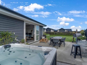 Modern Comfort Meets Coastal Charm in Pegasus