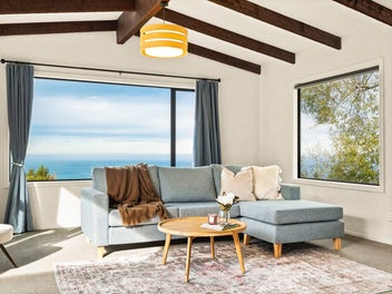 Renovated Coastal Retreat