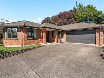 Act Fast – Immaculate Home Ready for New Owners!